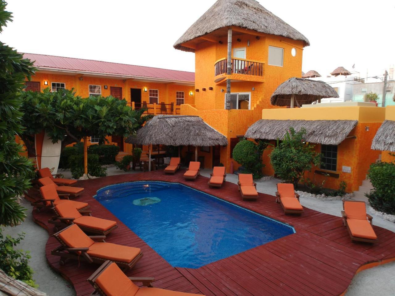 Seaside Cabanas Hotel Caye Corker Eksteriør bilde