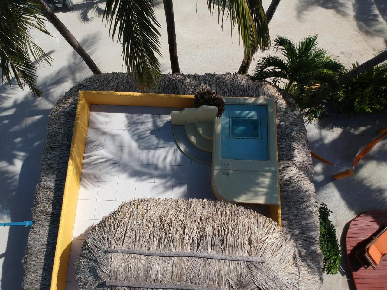 Seaside Cabanas Hotel Caye Corker Eksteriør bilde