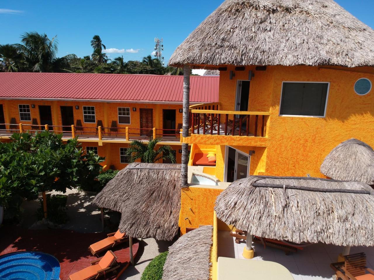 Seaside Cabanas Hotel Caye Corker Eksteriør bilde